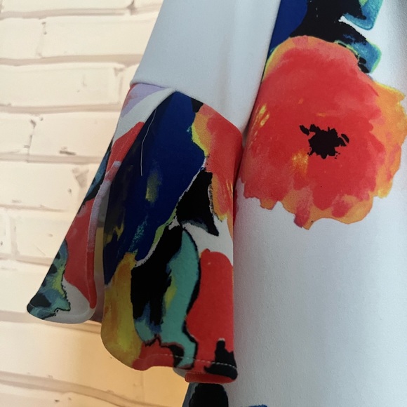 EUC Tahari by ASL Trumpet Sleeve Floral Shift Dress Size 10 - Picture 8 of 14